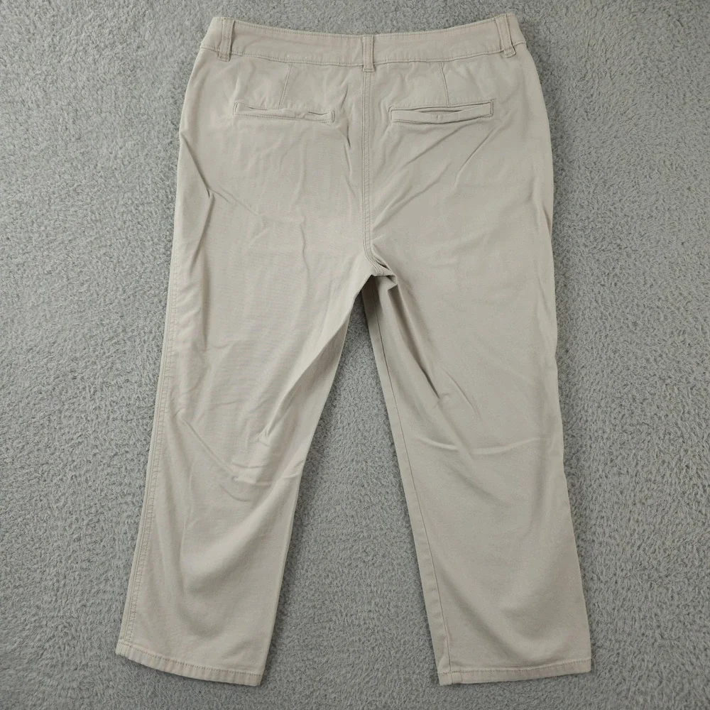 Chicos Pants Womens 0.5 US 6 Khaki Beige Chino Crop Lightweight Stretch Casual
